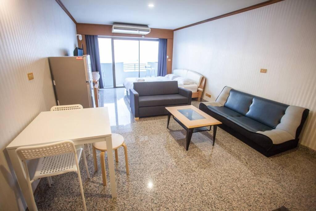 Pattaya Seaside Balcony/Beach Front/4 Peoples Na Chom Thian Exterior foto