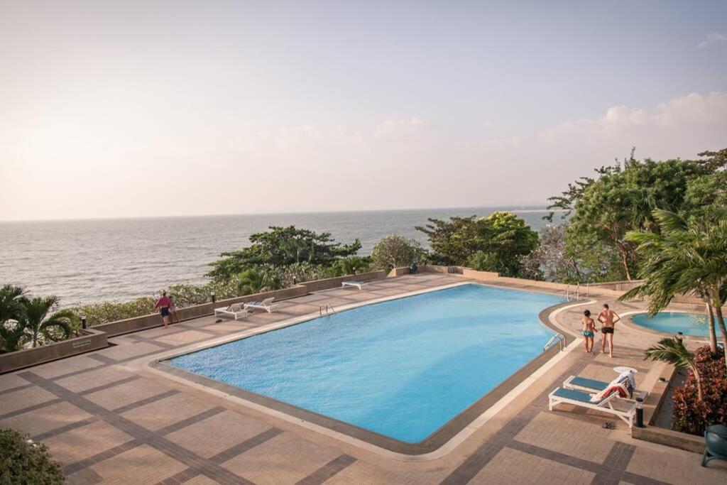 Pattaya Seaside Balcony/Beach Front/4 Peoples Na Chom Thian Exterior foto